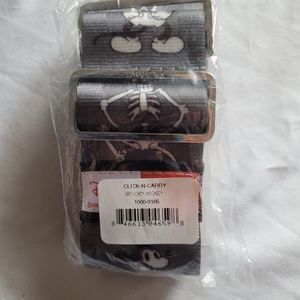 Harvey's Seatbelt Strap Spooky Mickey click and carry